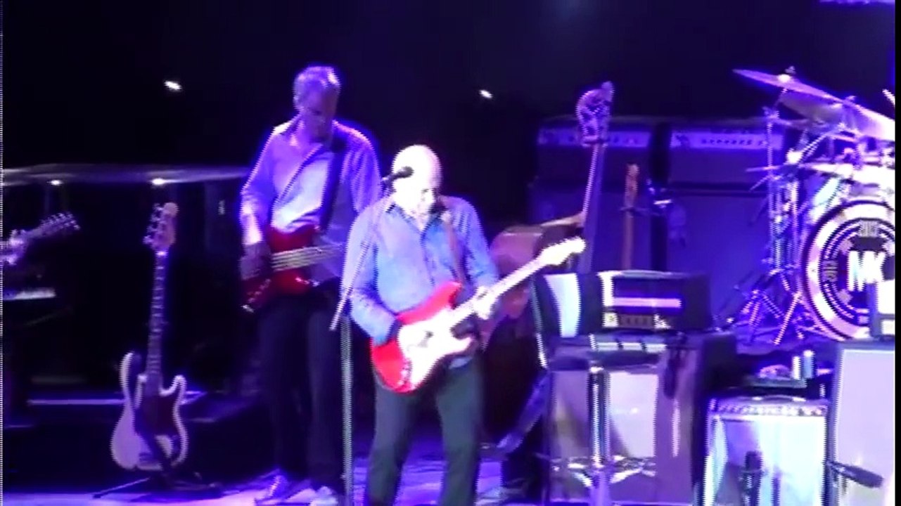 Mark Knopfler - Going home (theme of Local hero) - live - Malaga (Privateering tour) - 27 Juillet 2013