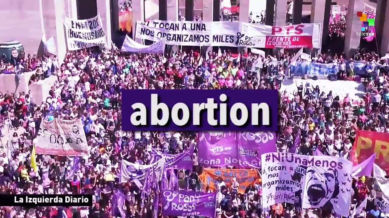 70,000 Stand Up for Women's Rights in Argentina