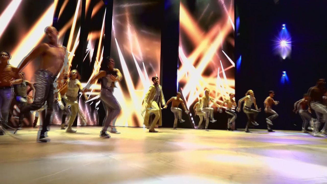 Les Trois Mousquetaires : Olivier Dion et la troupe vous dévoilent les coulisses du show (EXCLU VIDEO)