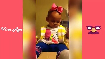 Funny Baby Videos 2016   Best babies vine compilation - Vine Age✔
