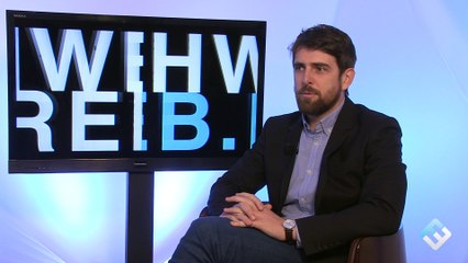 Heek mise sur la conversation avec un chatbot pour construire son site. Avec Nicolas Fayon