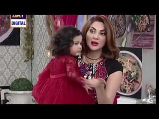 Fiza Ali  3 year old daughter slapped her in live morning show