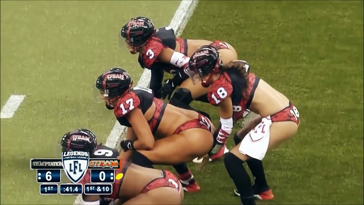 Women's American football player Dina Wojowski