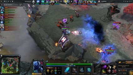 ALLIANCE vs HORDE - EPIC MEGAS Rapiers Base Race! - WESG Dota 2_4