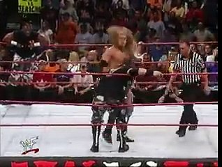 Trish Stratus Table Moment (2) (2)