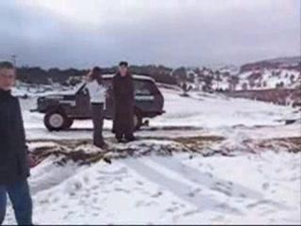 Range rover on ice