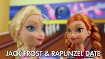 Elsa vs Rapunzel Fight. Jelsa vs Jackunzel over Jack Frost. DisneyToysFan