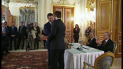 Moszkva és Ankara együtt segíti majd a tönkrebombázott aleppóiakat