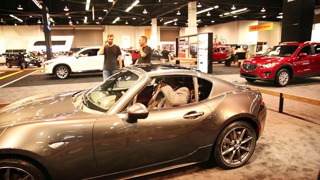 2017 Mazda MIATA ND MX-5 RF Roof Demonstration - 2016 OC Auto Show
