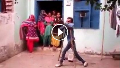 Magic man show the Magic in street