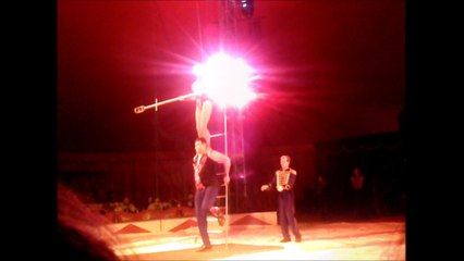 CIRCUS - PERCHE POLE - DUO STAUBERTI -SHOW