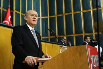 Bahçeli'den Başkanlık Referandumuna Yeşil Işık