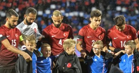 İzlanda Cumhurbaşkanı, Yıldırım Demirören'e Teşekkür Etti