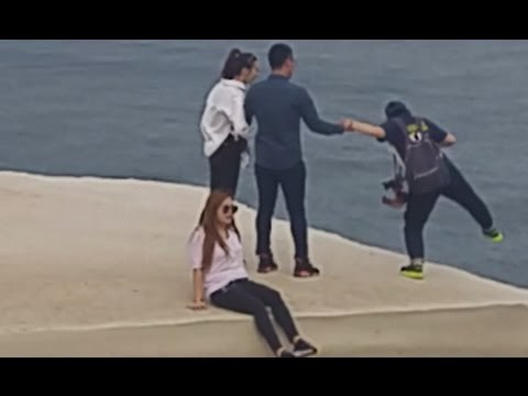 Drone Footage Shows Tourists Risking Lives for Selfies at Wedding Cake Rock