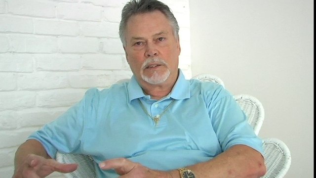 Sonny West interview on receiving his TCB necklace from Elvis Presley at Graceland (october of 1970 2009)