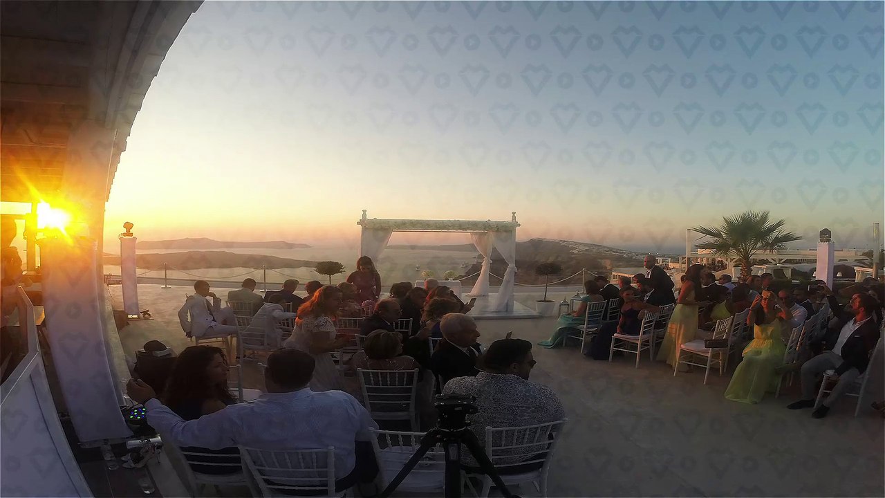 Memories of a lifetime in 30 Seconds - Wedding In Santorini