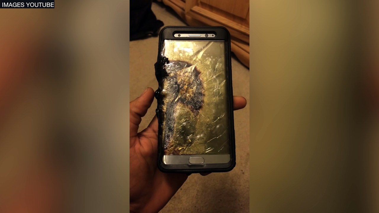 Un Samsung Galaxy Note 7 prend feu pendant la charge.