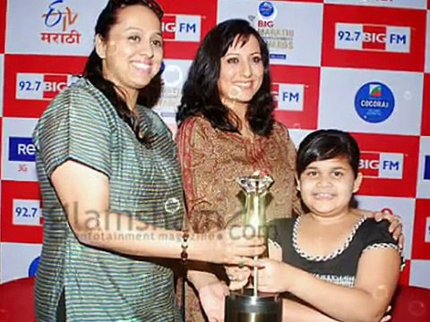 real family and friends of bade bhaiyya ki dulhania cast