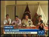 Cierre de negocios por pago de impuestos municipales en Esmeraldas
