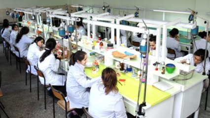 Sağlık Meslek Lisesi Öğrencileri Staj Ücreti Vermeyecek, Üstüne Ücret Alacak