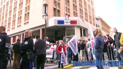 Soutien des policiers Toulonnnais à leurs collègues agressés à Viry-Châtillon