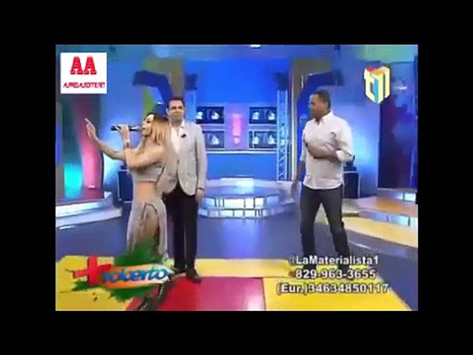Entrevista a la materialista en mas roberto