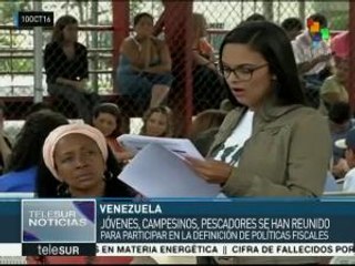 Venezolanos discuten presupuesto nacional en asambleas populares