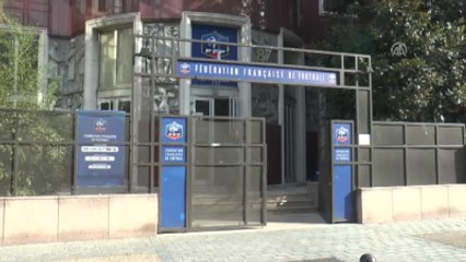 Fransa Futbol Federasyonu Önünde İsrail Protestosu