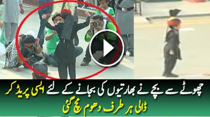 Superb Moments A Little Kid Doing Parade at Border