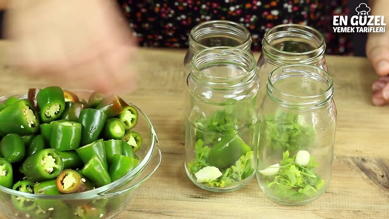 Biber Turşusu Tarifi - En Güzel Yemek Tarifleri | En güzel Yemek Tarifleri