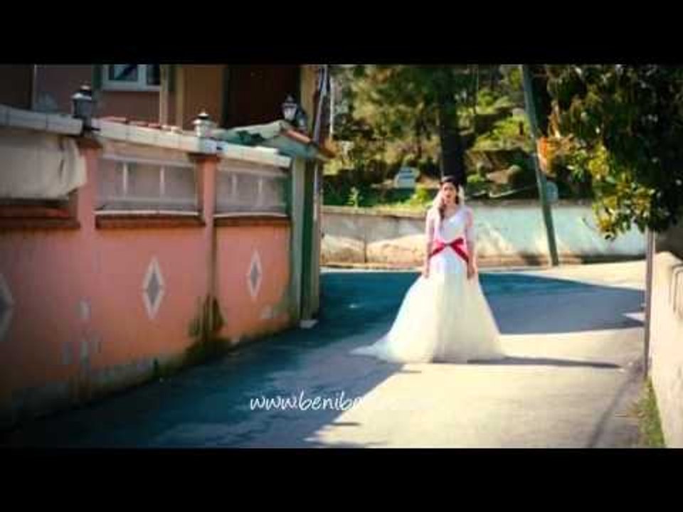 Kazım Koyuncu & Şevval Sam - Gelevera Deresi (Klip)