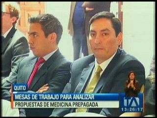 Mesas de trabajo para analizar propuestas de medicina prepagada