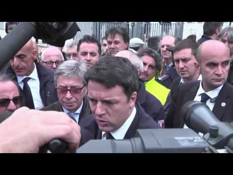 Arquata del Tronto - Punto stampa di Renzi (11.10.16)