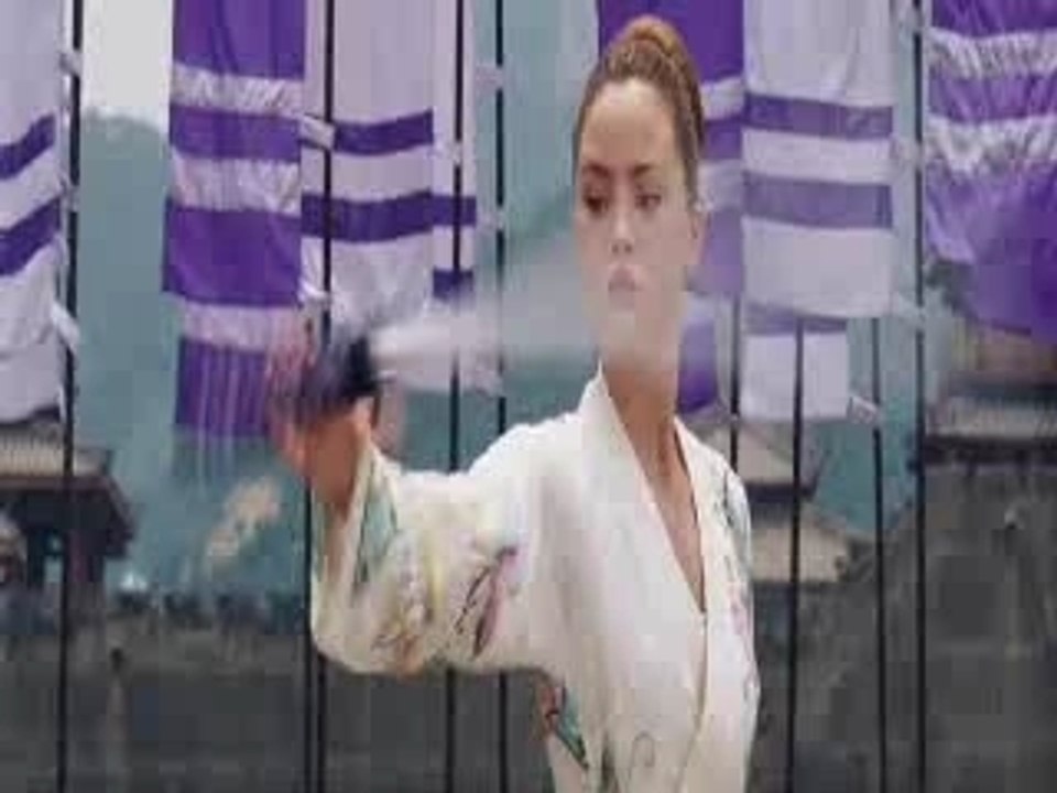 Doa Dead Or Alive - Extrait 2