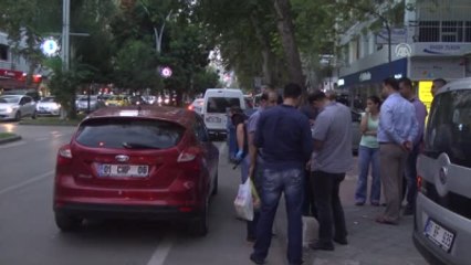 İşçilerinin Maaşını Ödeyebilmek Sattığı Otomobilin Parasını Çaldırdı