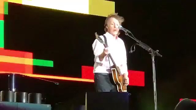 Paul McCartney - Ob-la-di, Ob-la-da - Live - Desert Trip - Indio Ca - October 8, 2016