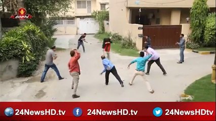 see who is benefiting from egg throwing on imran khan hilarious parody