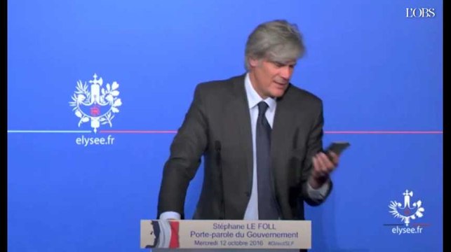 Quand Le Foll découvre les tweets de Trierweiler contre Hollande