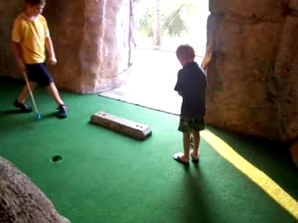 Derek cave golf