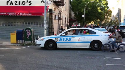 Ce mec s'accroche à tous les véhicules en vélo à New York