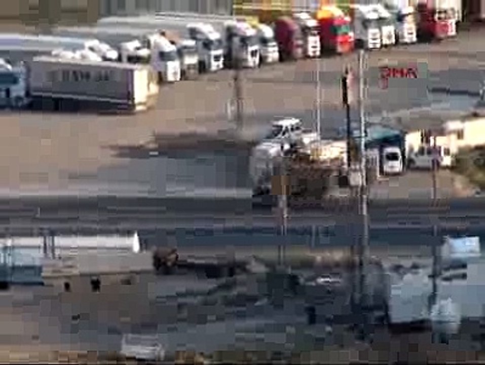 Türkiye Irak sınırına son günlerde yoğun bir askeri sevkiyat yapıyor.