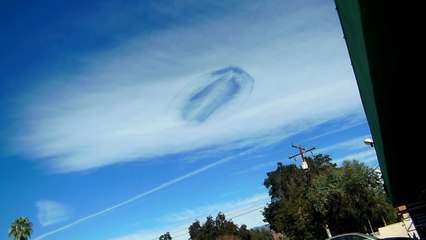 Weird Cloud Over California Some Say it Is a UFO-October 10, 2016.