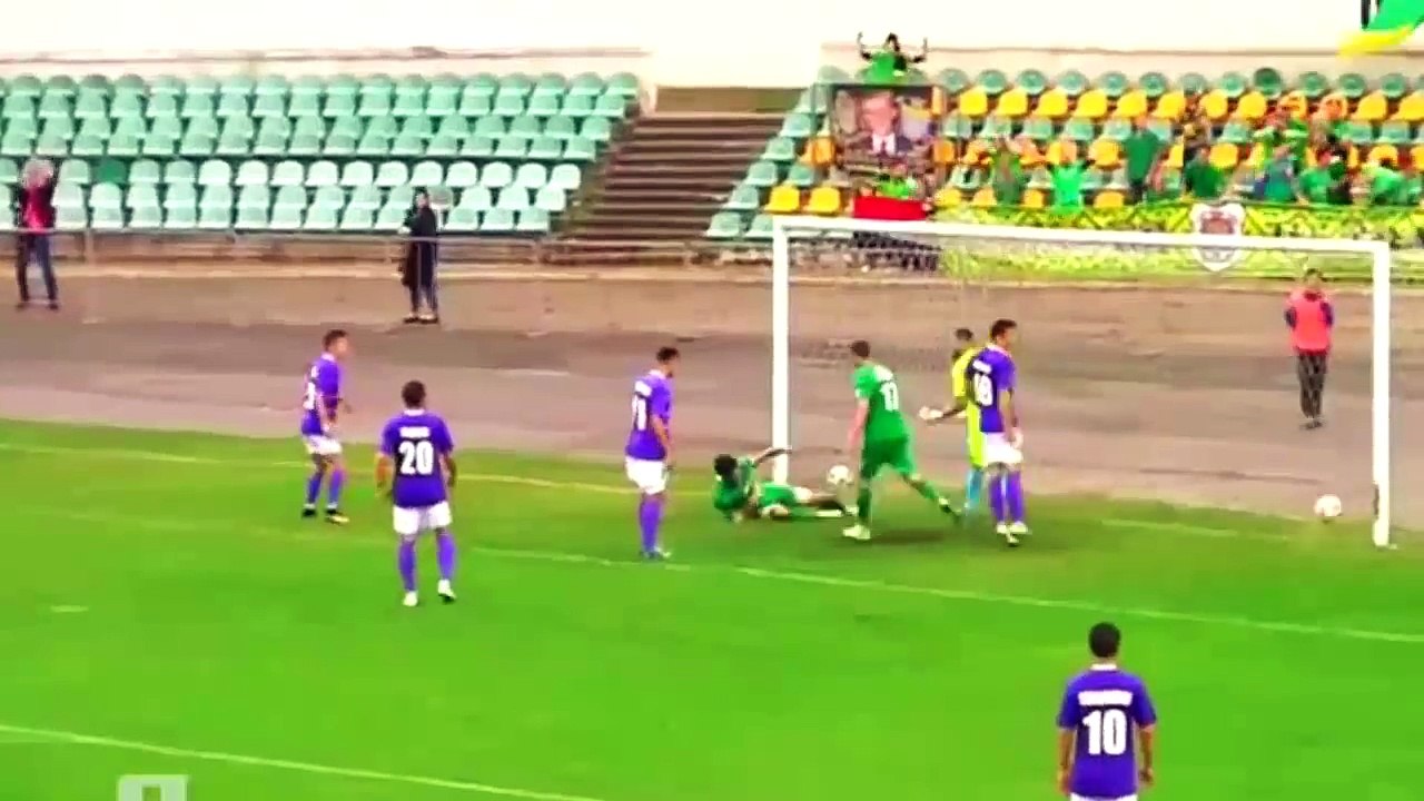 Awesome Football Skills & Funny Compilation