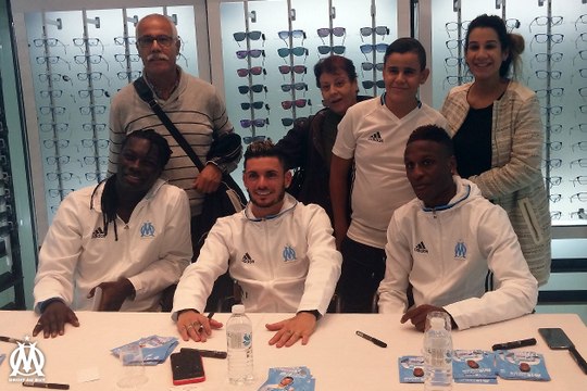 Avec Gomis, Cabella et Sarr en dédicaces