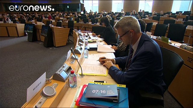 کن لوچ با اعضای کمیته فرهنگ پارلمان اروپا دیدار کرد