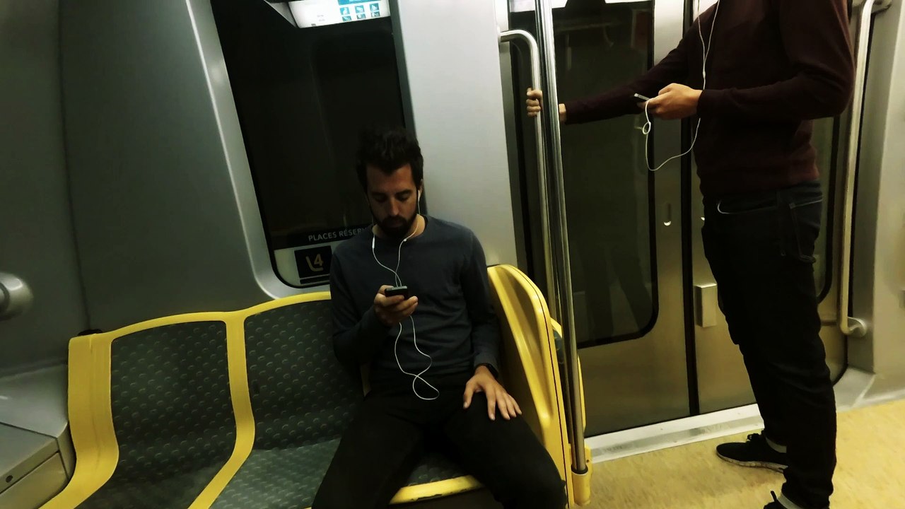 Je suis une main tendue