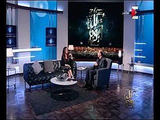 بالفيديو.. لطيفة: كلينتون وترامب زى بعض لأنهم "مسيّرين".. وثورات الربيع العربى "حمل كاذب"