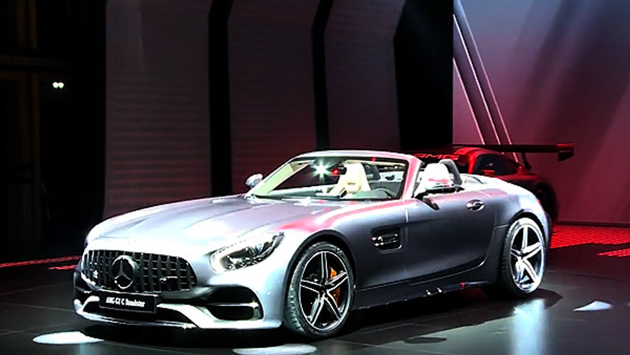 Mercedes-Benz und smart auf dem Autosalon Paris 2016