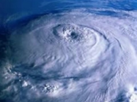 elle pleure elle pleure ma planete