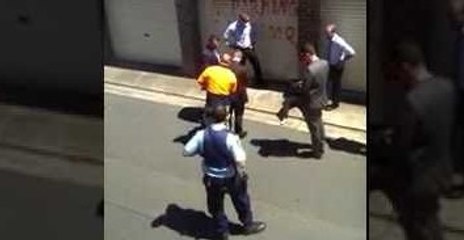 Teenagers With Reported IS Links Arrested Carrying Bayonets in Sydney's West